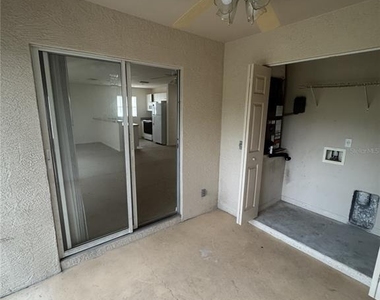 355 Boundary Boulevard - Photo Thumbnail 17