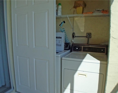 3668 Lake Bayshore Drive - Photo Thumbnail 21