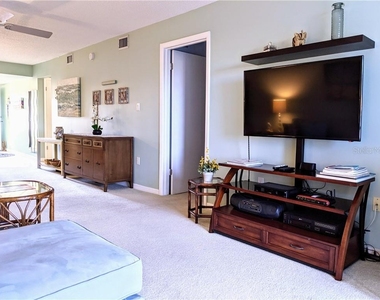 3668 Lake Bayshore Drive - Photo Thumbnail 8