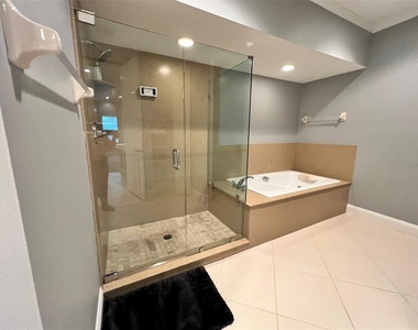 3608 54th Drive W - Photo Thumbnail 17