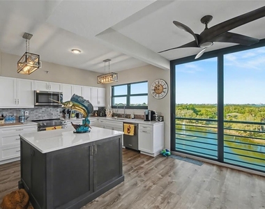 5408 Eagles Point Circle - Photo Thumbnail 18