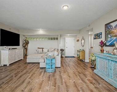 5408 Eagles Point Circle - Photo Thumbnail 8