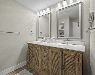 5408 Eagles Point Circle - Photo Thumbnail 25