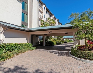 5408 Eagles Point Circle - Photo Thumbnail 2