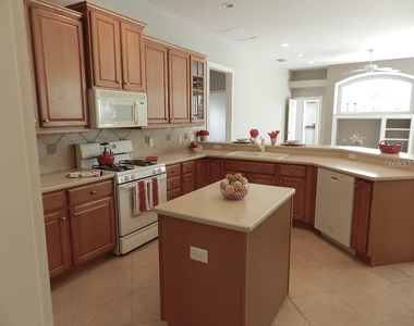 13335 Purple Finch Circle - Photo Thumbnail 18