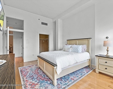 509 Bogart Place - Photo Thumbnail 11