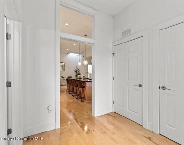 509 Bogart Place - Photo Thumbnail 16
