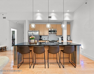 509 Bogart Place - Photo Thumbnail 7