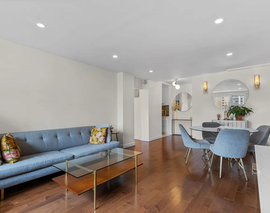 446 East 86th Street - Photo Thumbnail 2