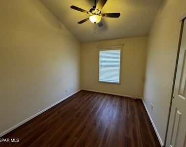 14344 Desert Shadow Drive - Photo Thumbnail 13