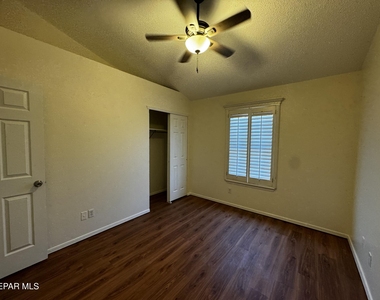 14344 Desert Shadow Drive - Photo Thumbnail 11