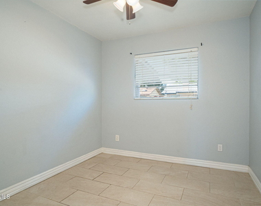 10805 Hitchcock Avenue - Photo Thumbnail 17