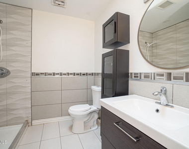 10805 Hitchcock Avenue - Photo Thumbnail 16