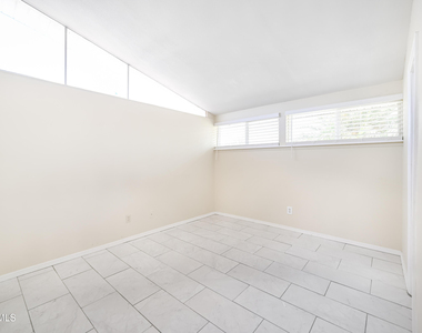 368 Chermont Court - Photo Thumbnail 17