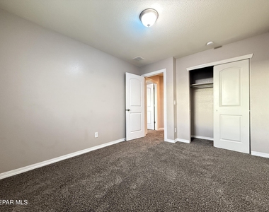 1028 Flyer Place - Photo Thumbnail 61