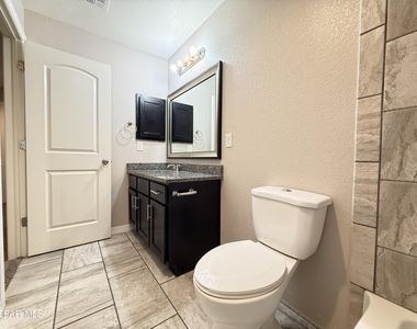 1028 Flyer Place - Photo Thumbnail 64