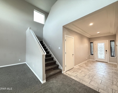 1028 Flyer Place - Photo Thumbnail 40