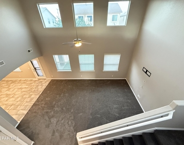 1028 Flyer Place - Photo Thumbnail 67