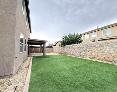 1028 Flyer Place - Photo Thumbnail 69