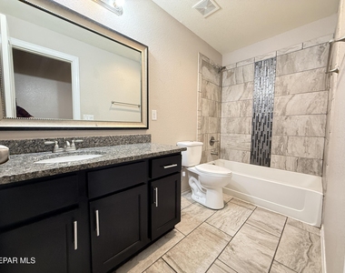 1028 Flyer Place - Photo Thumbnail 63