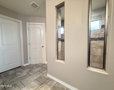 1028 Flyer Place - Photo Thumbnail 52