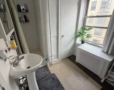 151 Mott Street - Photo Thumbnail 8