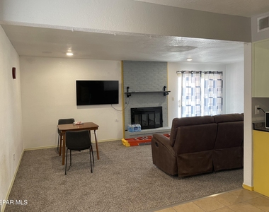 10604 Fieldrock Court - Photo Thumbnail 29