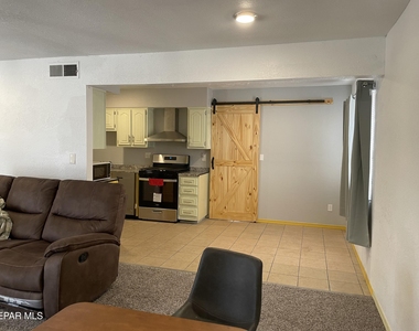 10604 Fieldrock Court - Photo Thumbnail 33