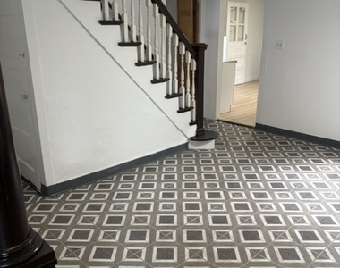 389 Main Street - Photo Thumbnail 8