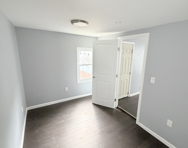 16 Daggett Street - Photo Thumbnail 6