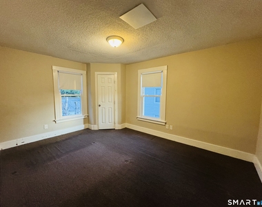 72 Main Street - Photo Thumbnail 6