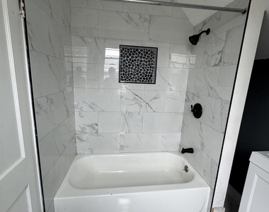 124 First Avenue - Photo Thumbnail 9