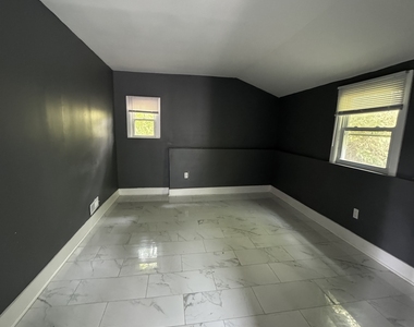 124 First Avenue - Photo Thumbnail 2