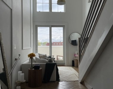 15 River Street - Photo Thumbnail 1