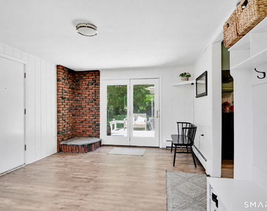 61 Kelly Lane - Photo Thumbnail 3