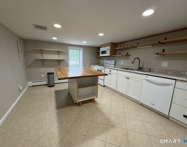 55 White Oak Lane - Photo Thumbnail 7