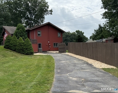55 White Oak Lane - Photo Thumbnail 10