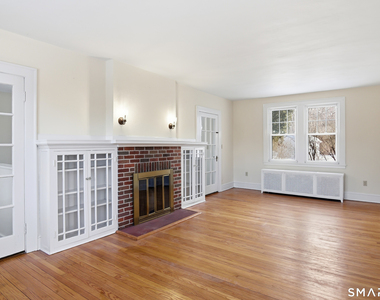 815 East Main Street - Photo Thumbnail 4