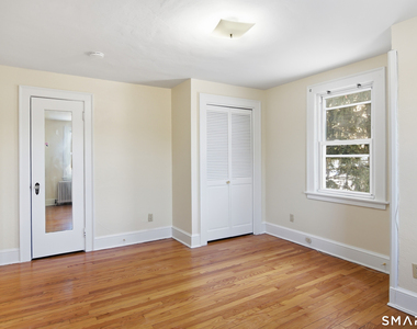 815 East Main Street - Photo Thumbnail 30