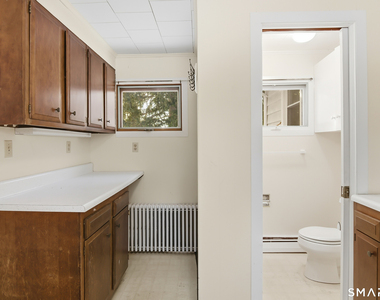 815 East Main Street - Photo Thumbnail 20