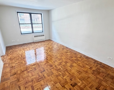 102-25 67th Drive - Photo Thumbnail 6