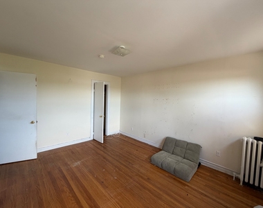 40 Park Avenue - Photo Thumbnail 1