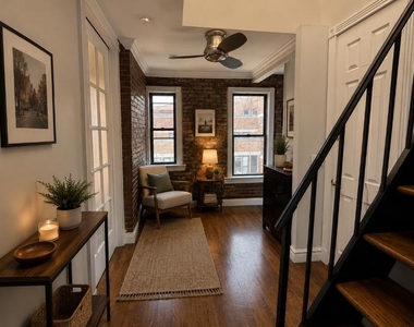 416 East 13th Street - Photo Thumbnail 3