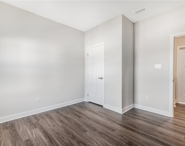 143 Moyer Hill Dr - Photo Thumbnail 16