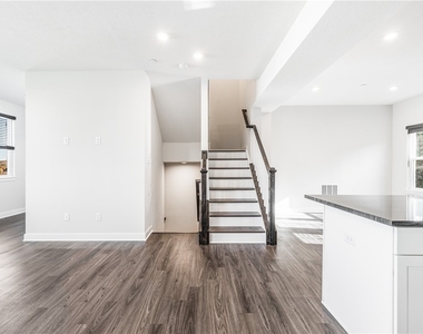 143 Moyer Hill Dr - Photo Thumbnail 1