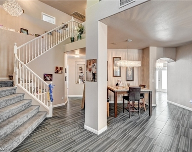 3910 Crooked Oak Street - Photo Thumbnail 2
