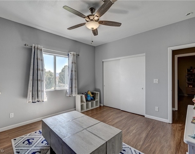 3910 Crooked Oak Street - Photo Thumbnail 19