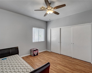3910 Crooked Oak Street - Photo Thumbnail 21