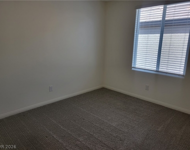 8056 Kings Guard Street - Photo Thumbnail 2