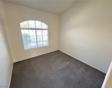 1840 Montvale Court - Photo Thumbnail 11